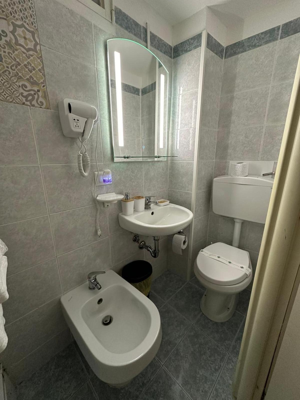 Vesuvia Guest House Neapol Zewnętrze zdjęcie